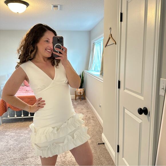 Nicole Miller Collection White Ruffled Mini Dress 8 - Picture 5 of 15